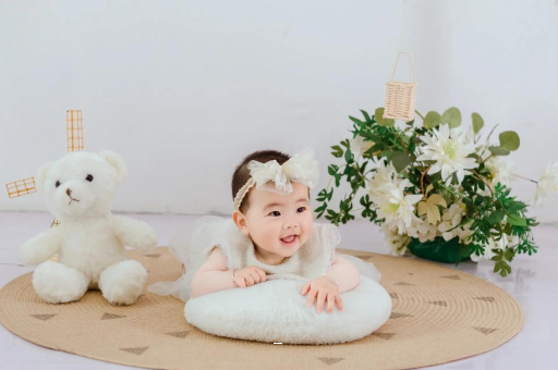 瑞安孕妇几个月肚子大